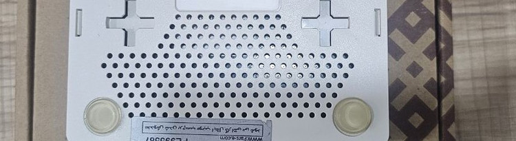 روتر بی سیم میکروتیک مدل RB941-2nD_hAP lite(دستگاه کارکرده می باشد)